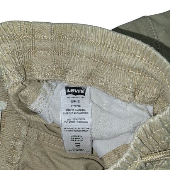 (B) Levi's Cargo Shorts (Boys) - Picture 4 of 4